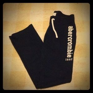 Girls Black Abercrombie and Fitch Sweatpants